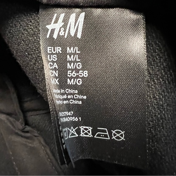 H&M black wool blend adjustable baseball cap - Picture 5 of 7